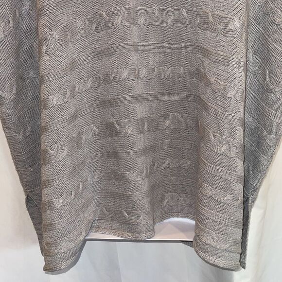 Old Navy sweater poncho size Medium/Large - Picture 10 of 15